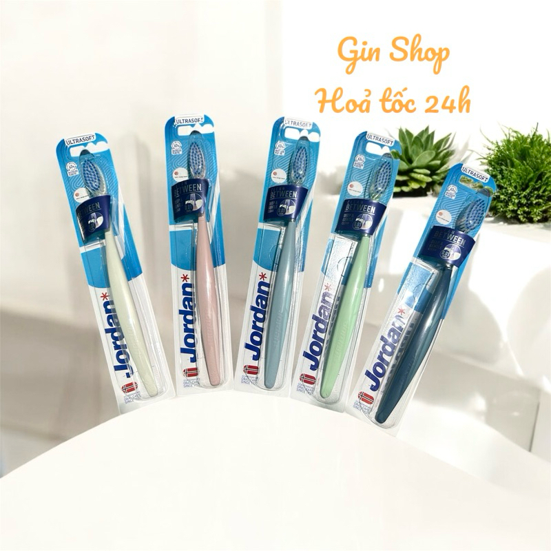 Bàn Chải Đánh Răng Jordan Clean Between Lông Mềm