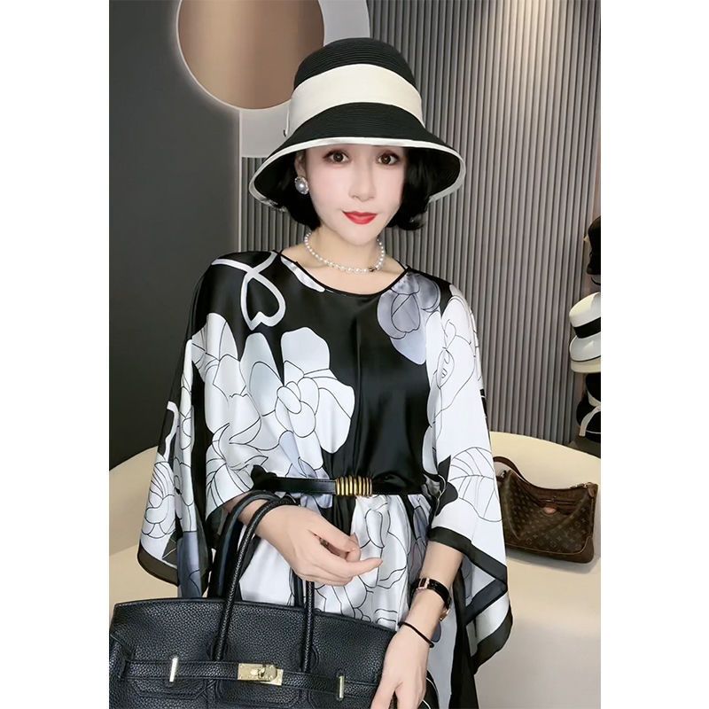 Áo choàng lụa chống nắng khăn lụa chui đầu đa năng thanh lịch sang trọng