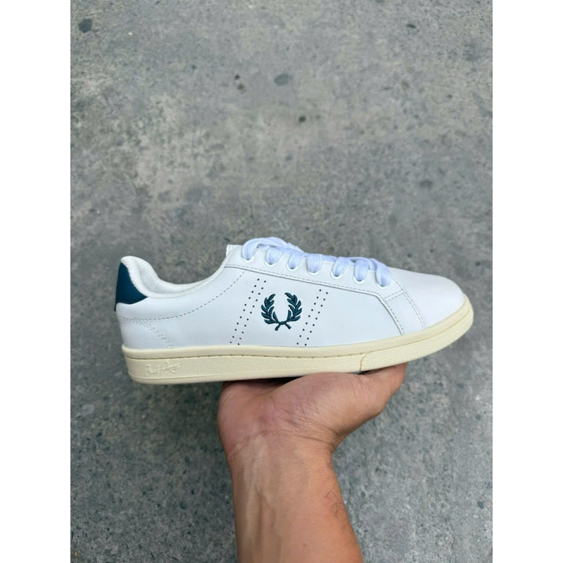 Giày Fred perry chính hãng size 40 và 46