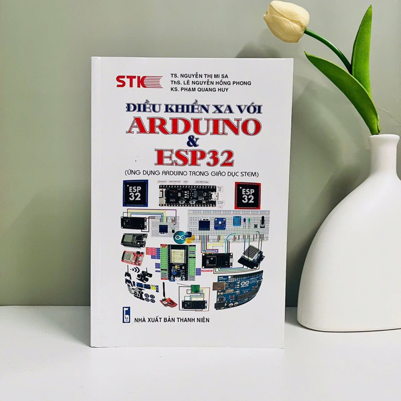Sách - Điều Khiển Xa Với ARDUINO & ESP32