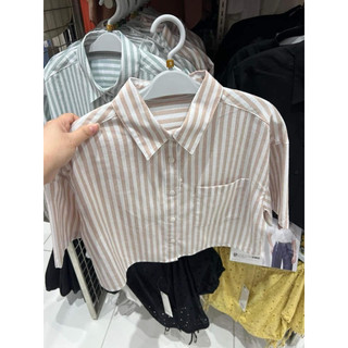 Áo sơ mi cổ đức croptop Gu Japan