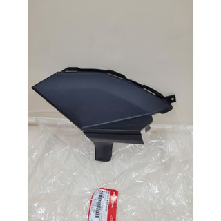 Nắp che bugi  Air Blade 110 Fi/ AB 110 2011-2012 (AB đầu bò)- din.