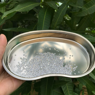 Đá đính răng đẹp sáng 100 viên