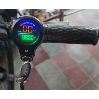 Tay ga xe điện báo volt, tốc độ,odo, trip