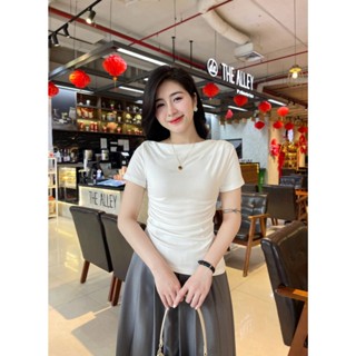 Áo Thun Nữ Lệch Vai Công Sở Evalover – Nhún Eo Gấu Vát, Vải Cotton Nhật Mềm Mịn