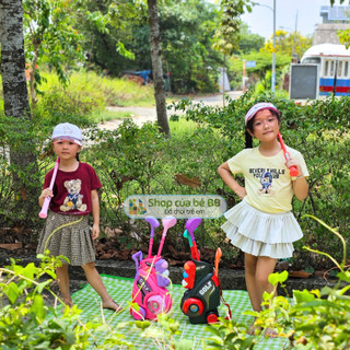 Đồ Chơi Bộ Gậy Golf Cao Cấp Có Ba Lô Kéo Đẩy Tăng Giảm Được Chiều Cao Bằng Nhựa, Đồ Chơi Thể Thao Vận Động Cho Bé
