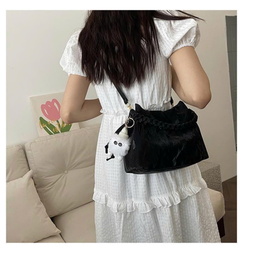 Túi xách nữ thời trang da nhung cầm tay đeo vai đeo chéo tặng kèm charm gấu xinh, đựng đồ tiện lợi Đăng Túi DK115 | BigBuy360 - bigbuy360.vn