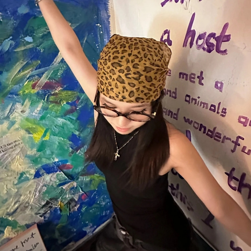 Khăn Trùm Đầu Họa Tiết Da Báo Vải Voan Nhẹ Thoáng size 62x62, Khăn Trùm Đầu Phong Cách Hip Hop Châu Mỹ - K05 | BigBuy360 - bigbuy360.vn