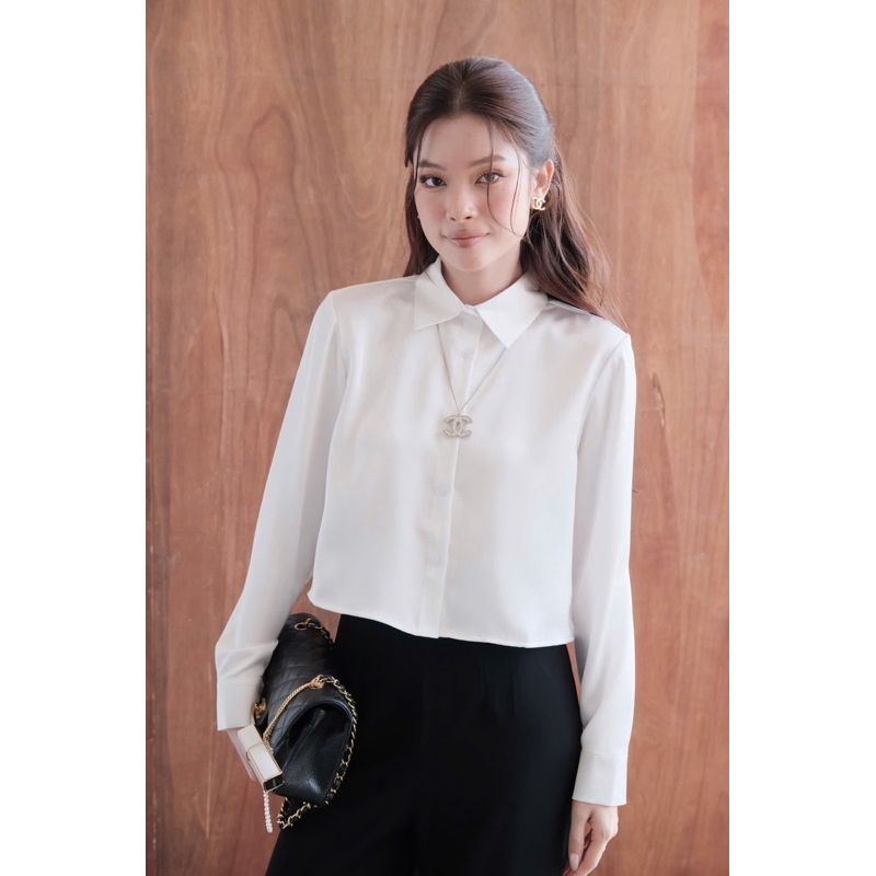 RUBIES Rita Shirt - Áo Sơ Mi Nữ Vải Lụa Dáng Ngắn Tay Dài Cổ Đức | BigBuy360 - bigbuy360.vn