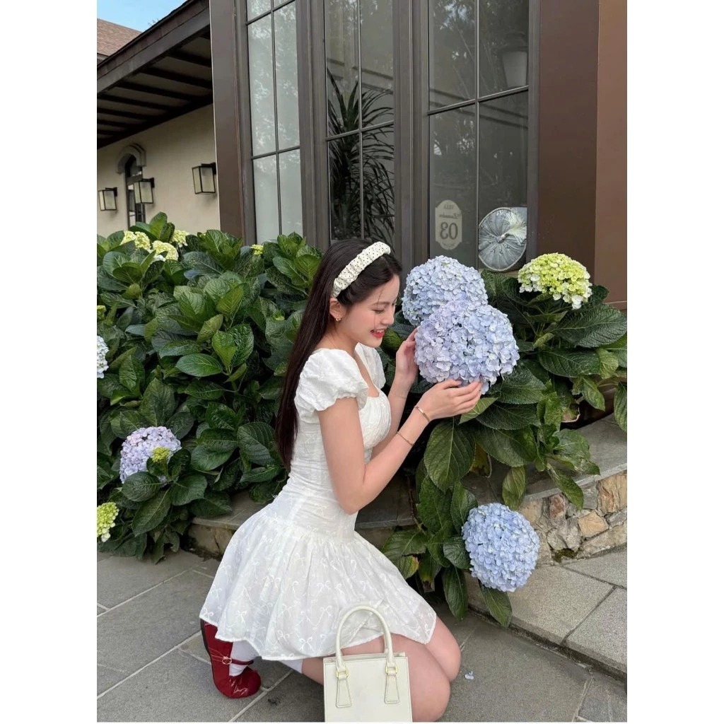 Váy Tiểu Thư Cổ Vuông TÂy Bông Họa Tiết Nơ Nhí Chất Thô Boi Mềm Mát Dáng Ngắn Tôn Dáng ( Có Đệm Ngực ) - MAY DRESS | BigBuy360 - bigbuy360.vn