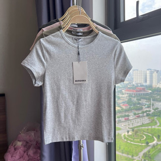 Áo thun Bershka Authentic