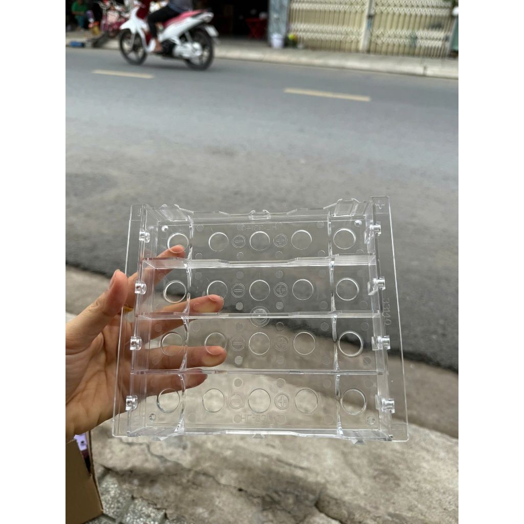 Khay Cân Bằng 33140 - 32140 (khay 4 cell) Màu Trong Suốt - Đã Có Chốt Đồng Mạ Niken