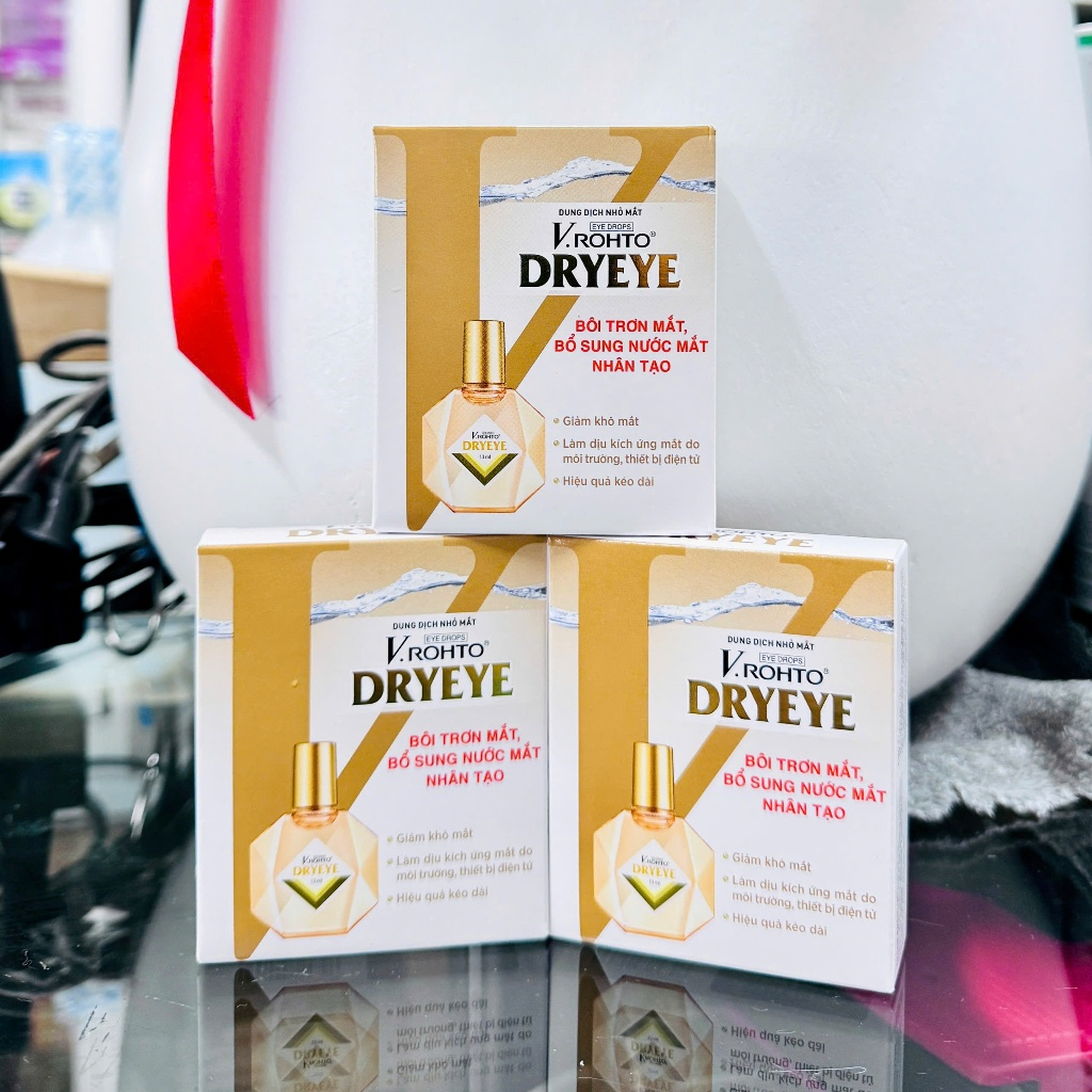 Dung dịch nhỏ mắt V.ROHTO Dryeye giảm khô mắt (Chai 13ml)