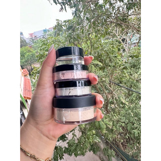 Phấn phủ siêu kiềm dầu hàng sẵn.