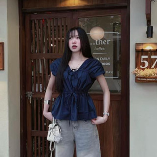 Áo Kiểu Nữ Cổ V Mix Dây Rút Nhún Dáng Suông Đi Học Đi Làm Kimee - KA517