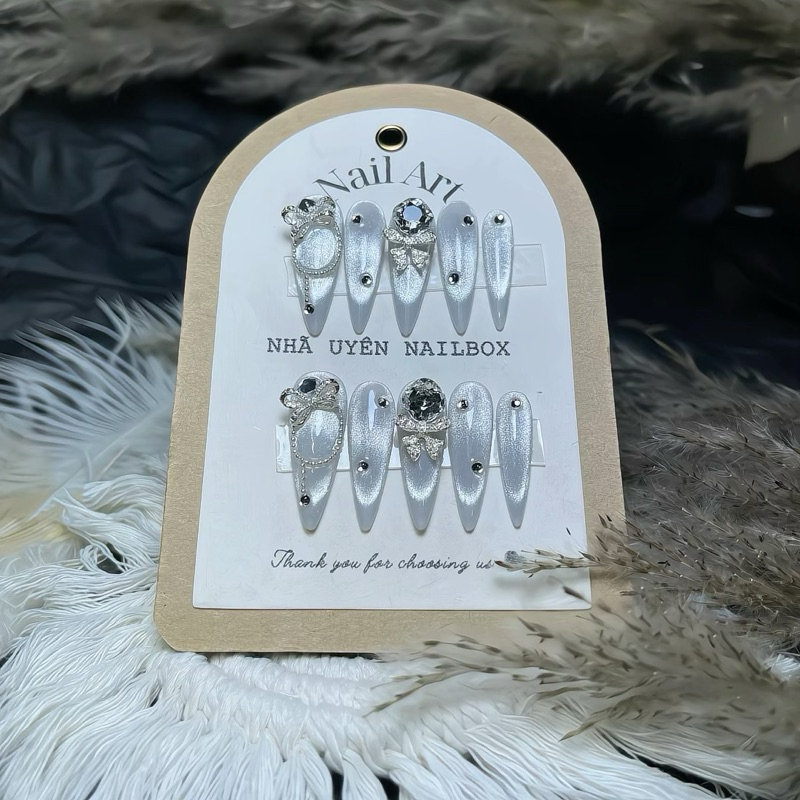 G28 Nailbox Thiết Kế Thủ Công Mắt Mèo Kim Cương Phối Charm Cao Cấp