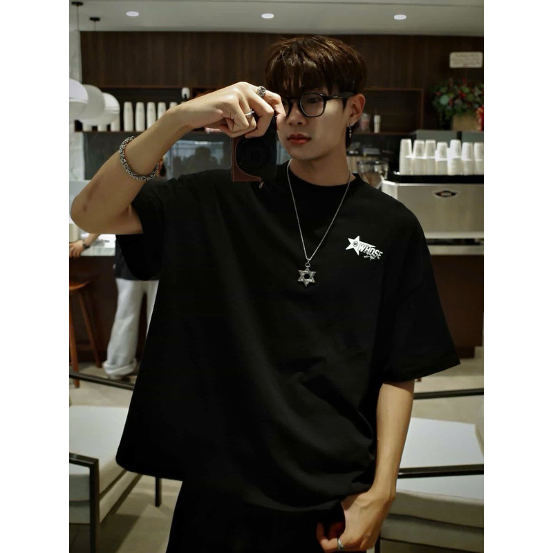 STARLIGHT TSHIRT  - Áo thun ngôi in lụa kèm thêu Whose Studio | BigBuy360 - bigbuy360.vn