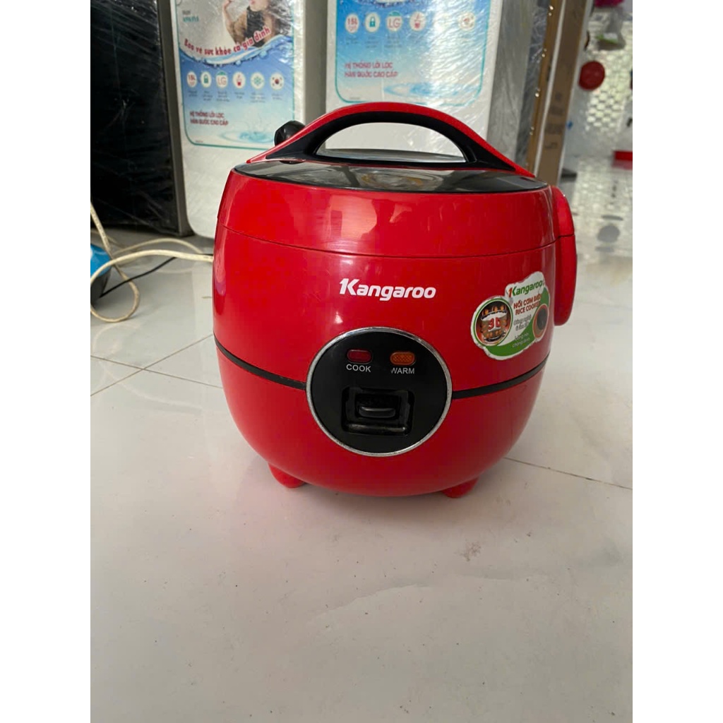HÀNG THANH LÝ QUA SỬ DỤNG: Nồi cơm nắp gài Kangaroo 1.2 lít KG822 có chống dính, không khay hấp