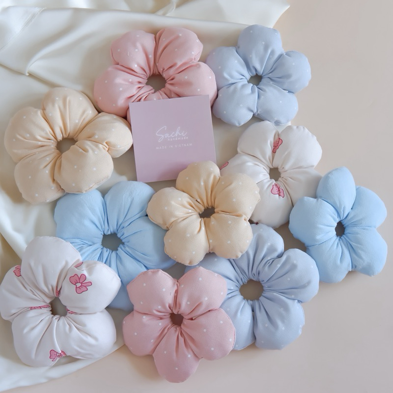 Sachi Handmade • Scrunchies handmade hoa phồng vải linen Hàn