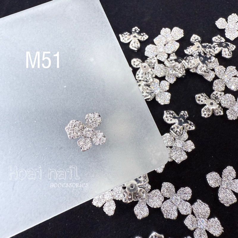 set 2 Charm gắn móng tay nơ 5 cánh đá M51