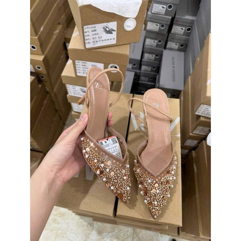 Giày cao gót mũi nhọn Z thêu đính hạt cườm hai màu đế mảnh cao 6cm phong cách sang chảnh phù hợp đi tiệc 𝟯𝗪𝟬𝟴𝟱 | BigBuy360 - bigbuy360.vn