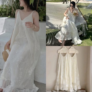 (Hàng có sẵn chuẩn đẹp) HANI DRESS - Đầm maxi 2 dây tơ thêu hoa nổi tiểu thư dịu dàng sang chảnh cho mùa hè đi biển