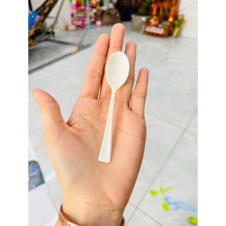 Muỗng múc bột 15g.