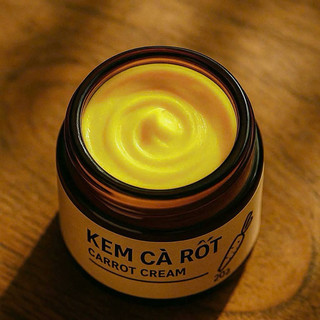 KEM MỤN CÀ RỐT