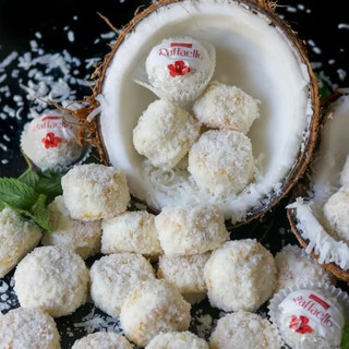 Socola Dừa Raffaello Ferrero Đức