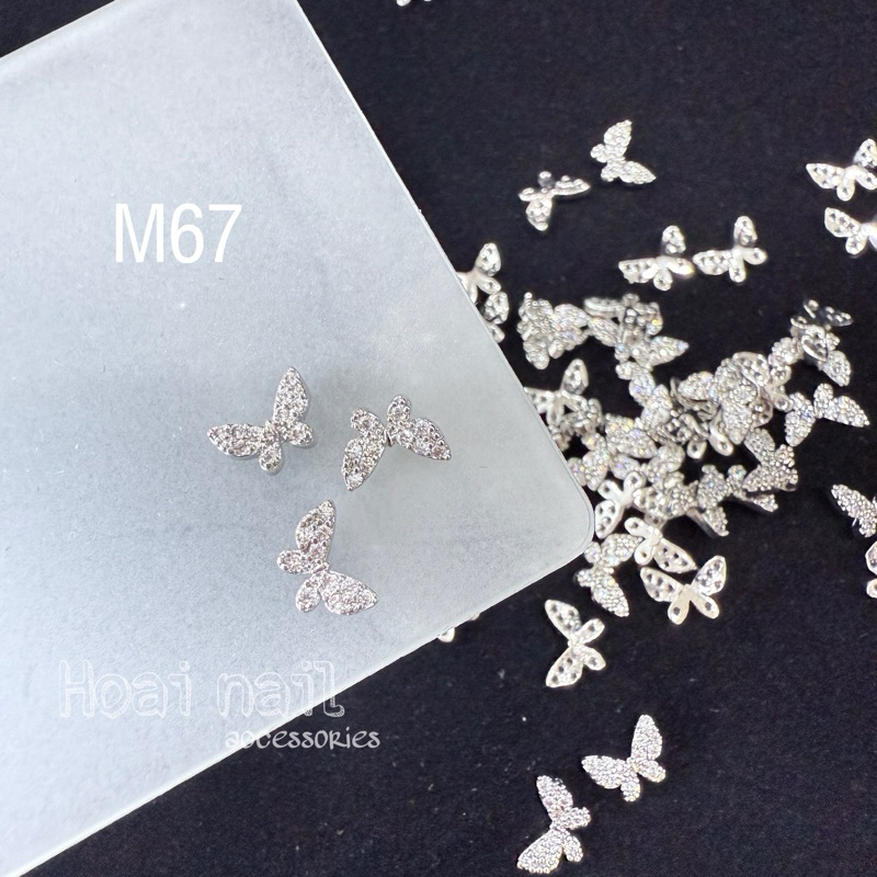 Set 2 chiếc Charm đính móng tay  M67