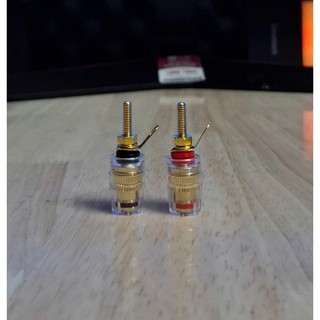 4 cái cọc loa / trạm loa amply