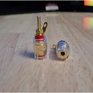 4 cái cọc loa / trạm loa amply