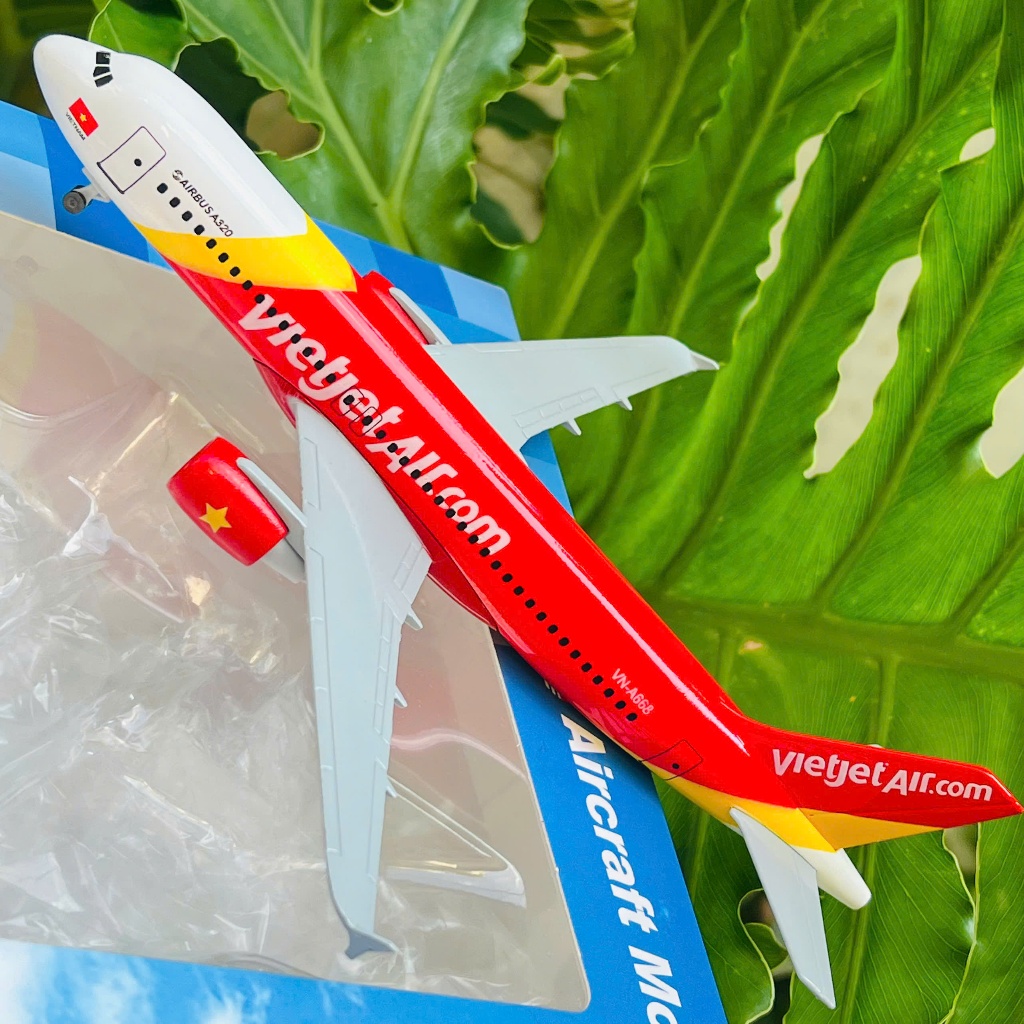 MÔ HÌNH MÁY BAY AIRBUS A320 VIETJET AIR CÓ BÁNH XE 20CM CHUẨN ĐẸP FULLBOX