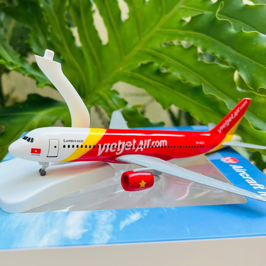 MÔ HÌNH MÁY BAY AIRBUS A320 VIETJET AIR CÓ BÁNH XE 20CM CHUẨN ĐẸP FULLBOX