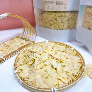 1Kg Hạnh Nhân Lát Nguyên Chất