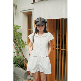 Set babydoll xếp ly RENSI tay ngắn vạt bầu cổ sen màu trắng kèm quần short ngắn SET02