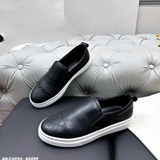 Giày slipon nam chất liệu da bò bền đẹp cùng đế cao su êm chân ( đế 3cm)