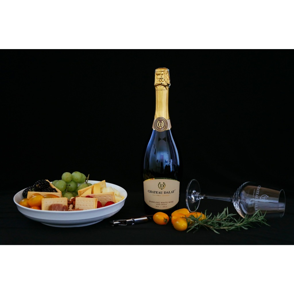 Vang nổ Chateau Dalat Sparkling White Wine 750ml