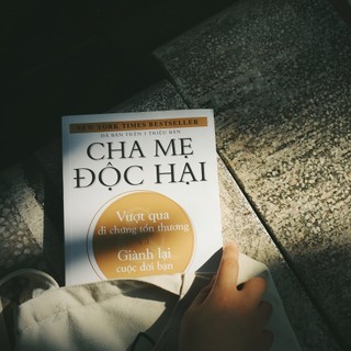 Sách - Cha Mẹ Độc Hại