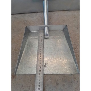 Xẻng Hót Rác Tôn Có Cán