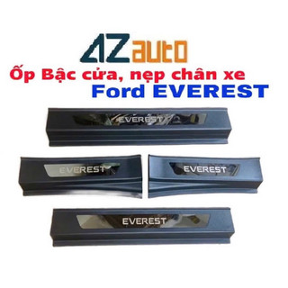 Ốp bậc cửa, nẹp bước chân bên ngoài xe Everest 2023-2025 Nhựa ABS Logo chữ 3D tráng gương