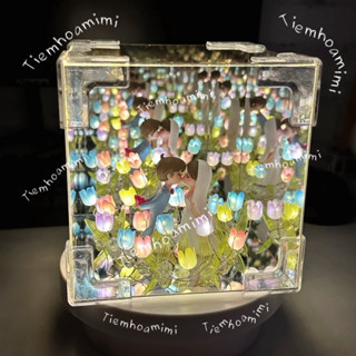 Đèn ngủ hoa Tulip hình vuông TỰ LẮP, ĐÈN TO 12X12CM, DIY thủ công tự lắp, Gương trong phản chiếu biển hoa