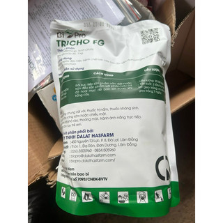 Siêu Phẩm Trichoderma Chứa Hàng Tỷ Tế Bào Nấm Đối Kháng