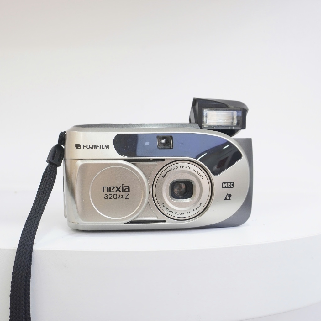 Máy film APS Fujifilm Nexia 320 IXZG