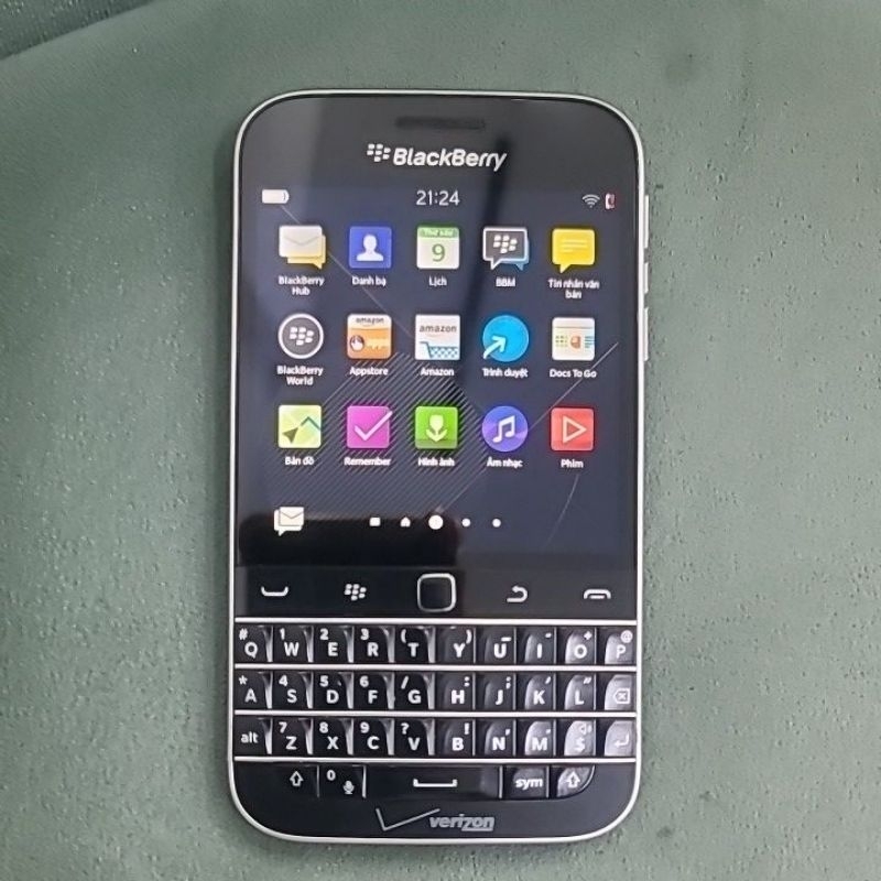 Máy điện thoại blackberry Classic Q20 Đen, Trắng