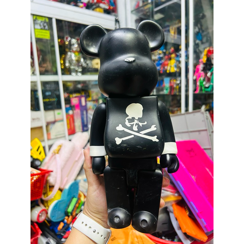 Mô hình 400% Bearbrick skull Mastermind Japan chính hãng