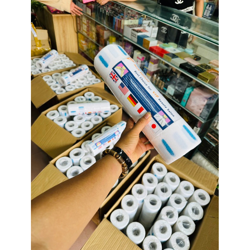 Giấy quấn cổ khi cắt tóc 5 cuộn