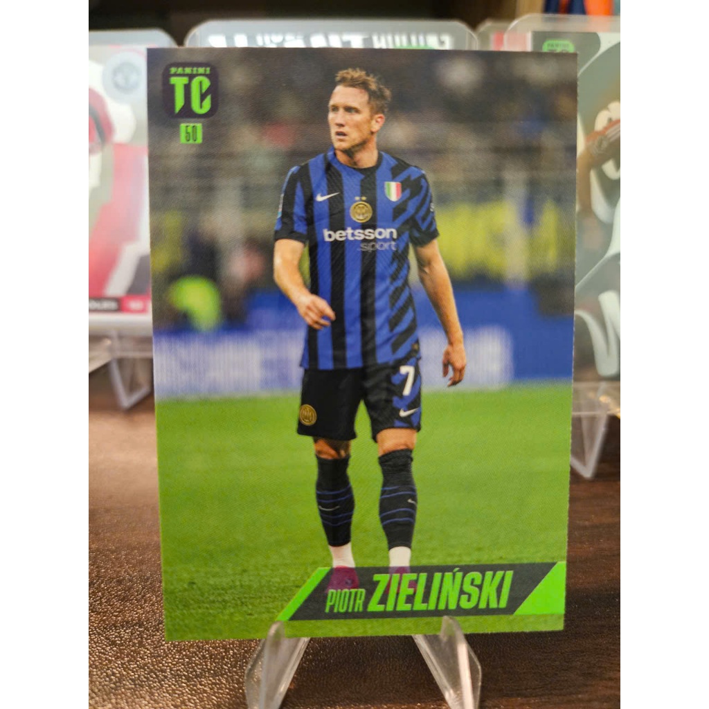 Thẻ Piotr Zielinski Panini Top Class Pure Football 2025 (Inter Milan)