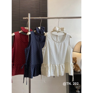 Áo chấm bi sát nách dáng babydoll siêu xinh