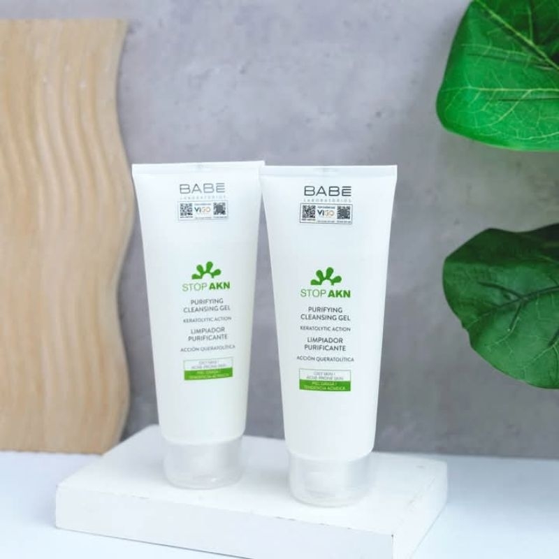 SỮA RỬA MẶT BABE STOP AKN PURIFYING CLEASING GEL